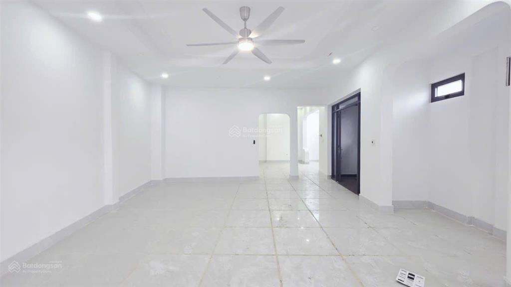 Siêu phẩm trung tâm p. dĩ an ngang 20m hiếm có giá chỉ 5.x tỷ