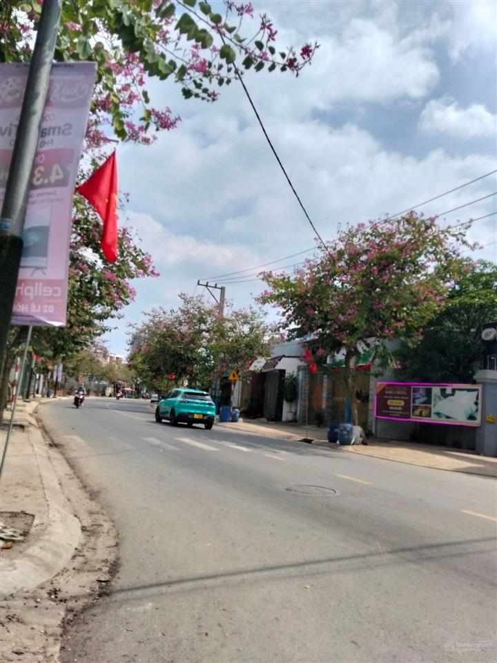 Bán nhà chiêu liêu  80m2  hxh  giá chỉ nhỉnh 3 tỷ .