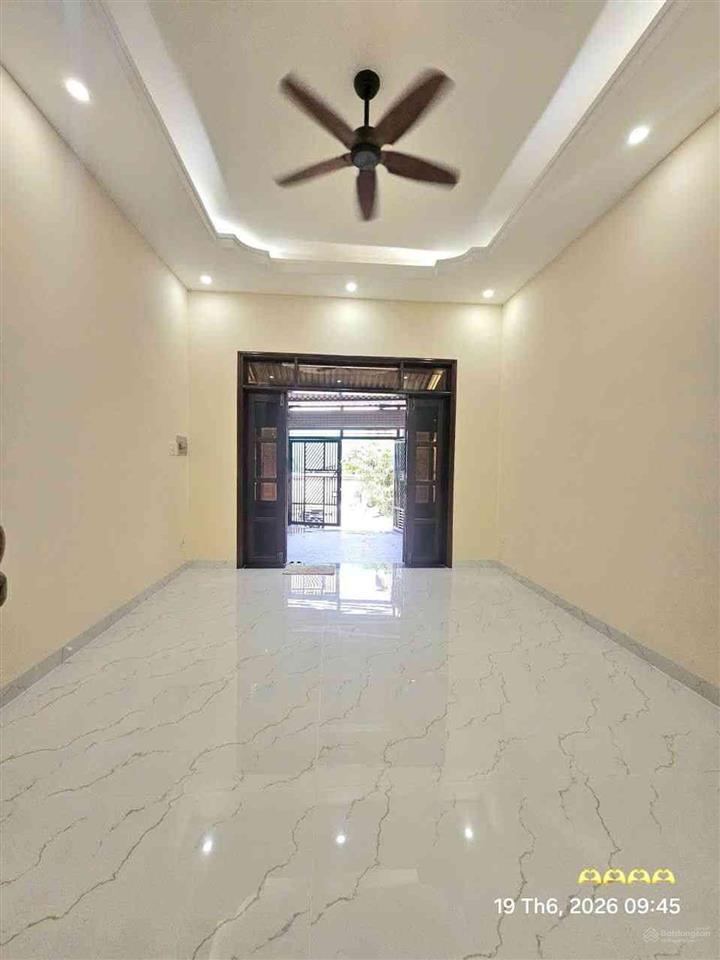 Bán nhà mặt tiền đường số 9 linh tây, thủ đức 73m có sân ô tô chỉ 6.6 tỷ