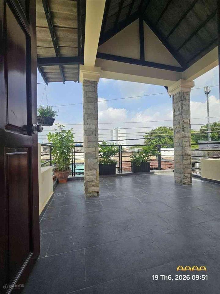 Bán nhà mặt tiền đường số 9 linh tây, thủ đức 73m có sân ô tô chỉ 6.6 tỷ