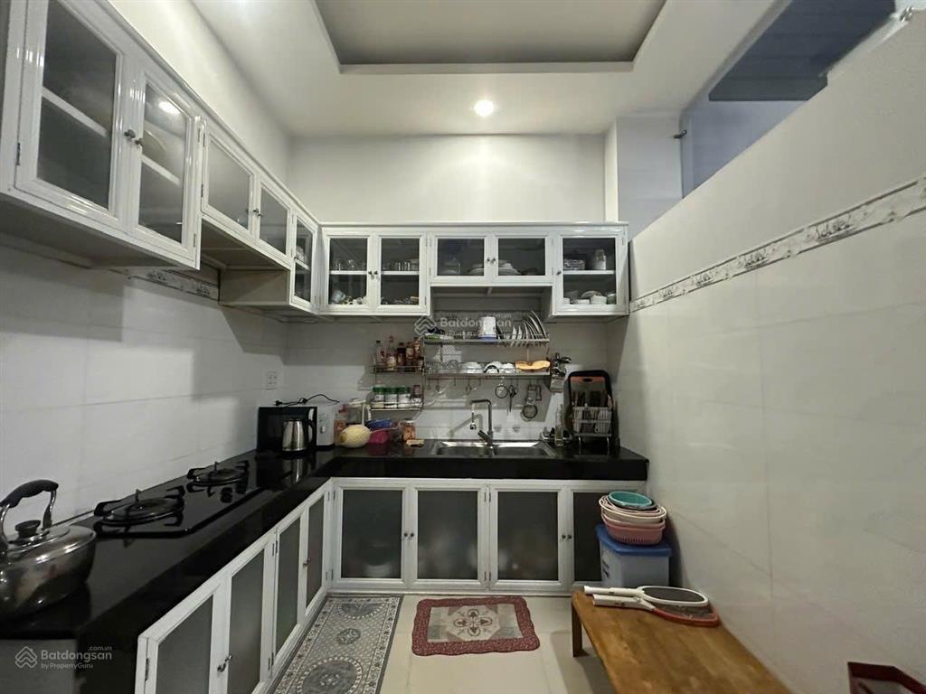 Bán nhà đường 168 đỗ xuân hợp ngang 4.4m  hxh tới nhà 4pn đủ công năng chỉ nhỉnh 5 tỷ