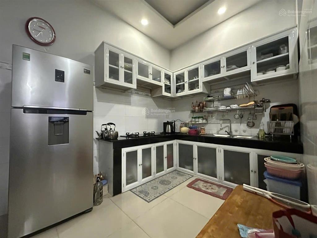 Bán nhà đường 168 đỗ xuân hợp ngang 4.4m  hxh tới nhà 4pn đủ công năng chỉ nhỉnh 5 tỷ