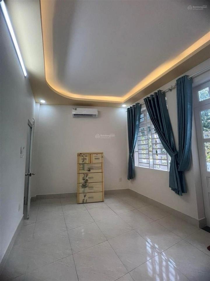 Bán nhà hồ văn tư  ngay chợ thủ đức  ngang 7.5m hiếm  122m2  dòng tiền  nhỉnh 6 tỷ