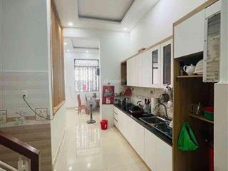 Bán nhà đường số 4 linh xuân  3 tầng mtkd  140m  ngang 6.8m  dòng tiền 15tr/tháng  nhỉnh 8 tỉ