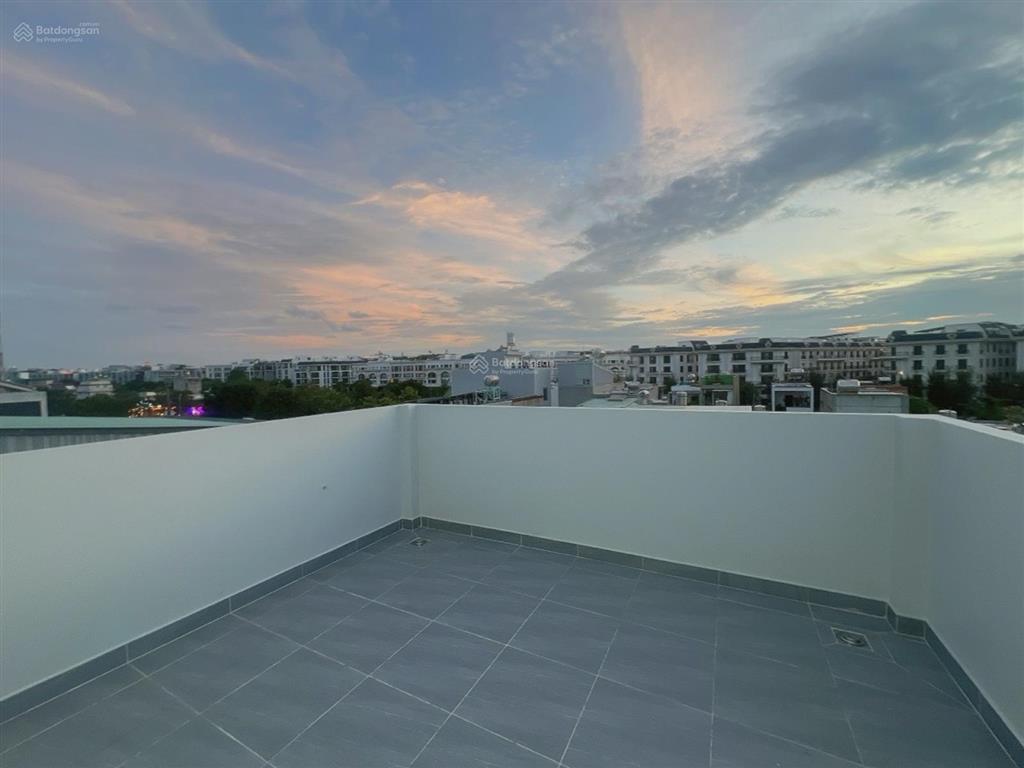 Bán nhà ngay vạn phúc city 5 tầng hxh dòng tiền 25tr/tháng nhỉnh 8 tỉ