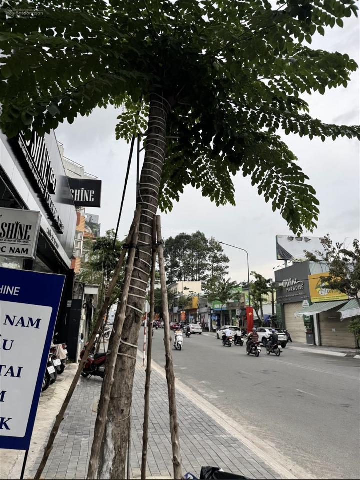 9 chủ cần bán nhà đất mặt tiền kinh doanh cmt8