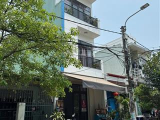 Hiếm! ngay tt phố hàn nhà 4 tầng 200m ra biển phạm văn đồng full khách quốc tế  nhỉnh 11 tỷ!