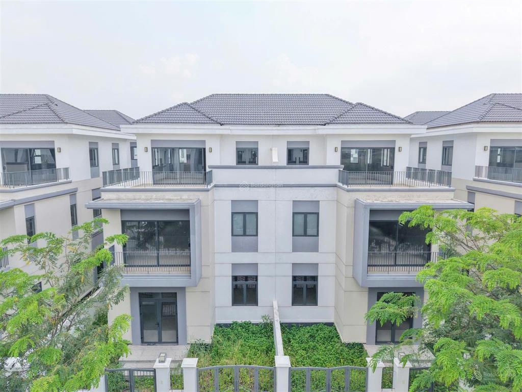 22,5 tỷ sở hữu bt đơn lập 15x20m, stella, 1 trệt 2 lầu, sông lớn, đường 19m, cuối năm bàn giao nhà