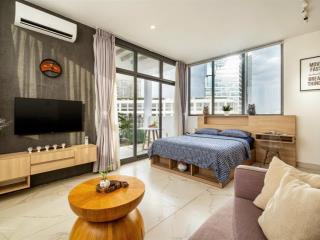 Căn hộ penthouse 1pn view trọn sg, thành thái quận 10 | gần vạn hạnh mall, bệnh viện nhân dân 115