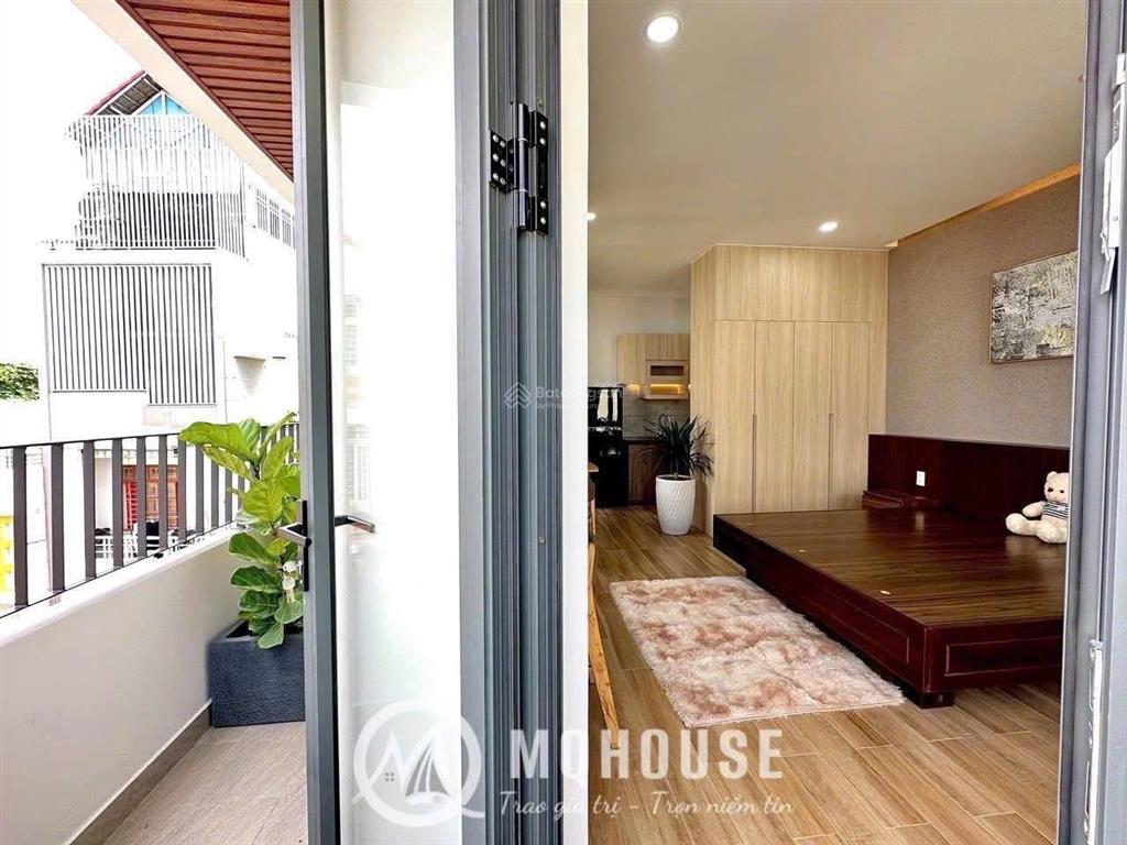 Căn hộ studio ban công thoáng trần hưng đạo quận 5 ngay cầu nguyễn văn cừ, bệnh viện nhiệt đới