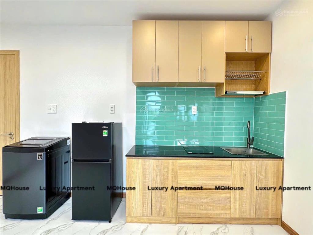 Cho thuê căn hộ studio full nội thất ban công thoáng hồ hảo hớn quận 1 gần bùi viện, cầu ông lãnh