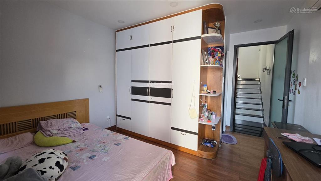 Bán nhà riêng tại hẻm tam châu, thủ đức, 1 trệt 3 lầu 7,3 tỉ