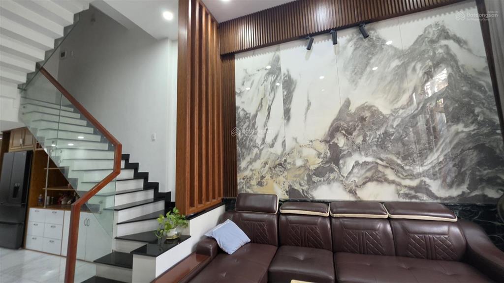 Bán nhà riêng tại hẻm tam châu, thủ đức, 1 trệt 3 lầu 7,3 tỉ