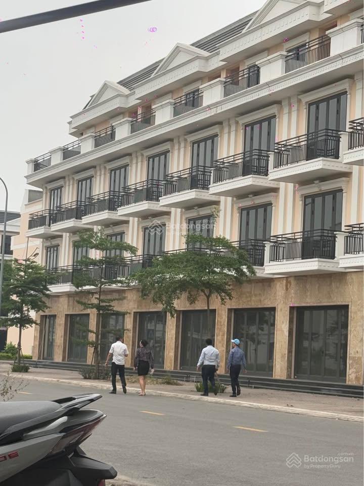 Bán gấp căn trục thông 17,5m tại vietsing square  kinh doanh ngay  giá rẻ nhất thị trường