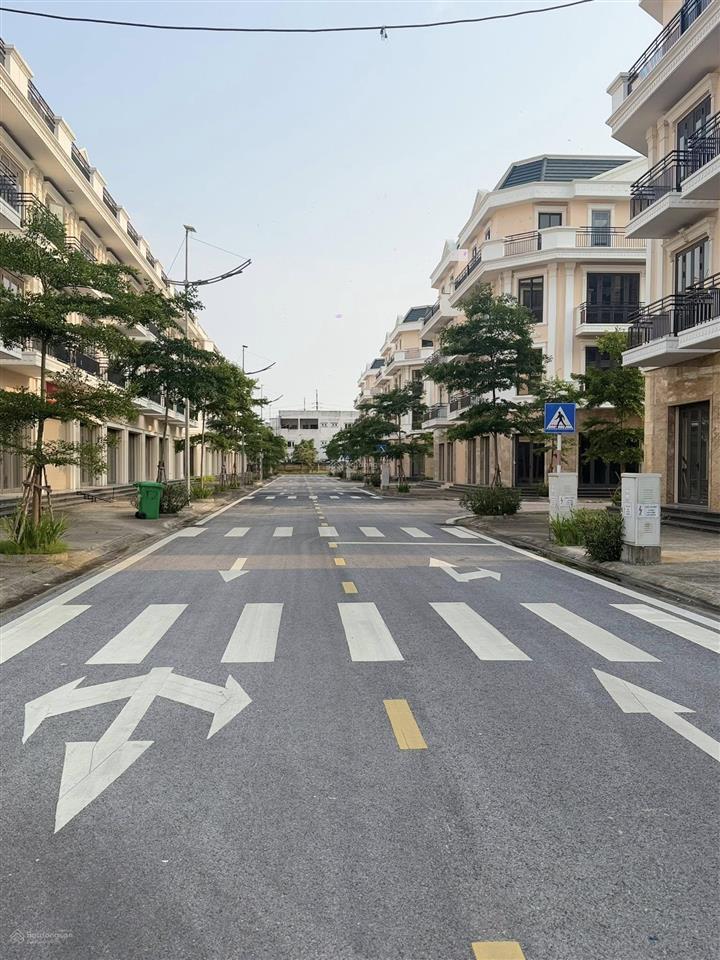 Shophouse vietsing square  giá cắt lỗ chỉ nhỉnh 5 tỷ