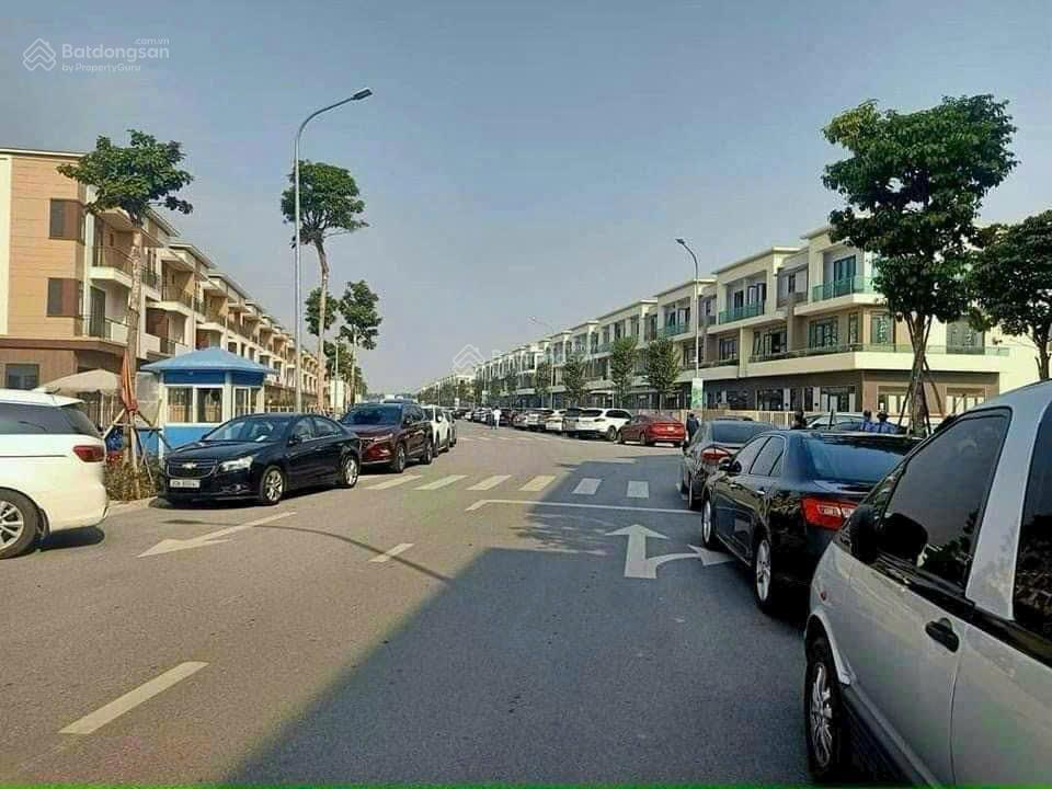 Chỉ 8.8 tỷ sở hữu shophouse sh3 centa city 120m2  sẵn sổ
