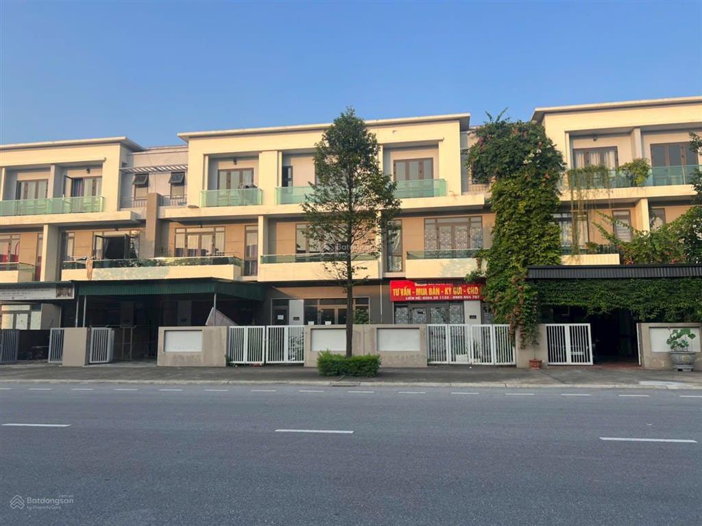 Chỉ 8.8 tỷ sở hữu shophouse sh3 centa city 120m2  sẵn sổ