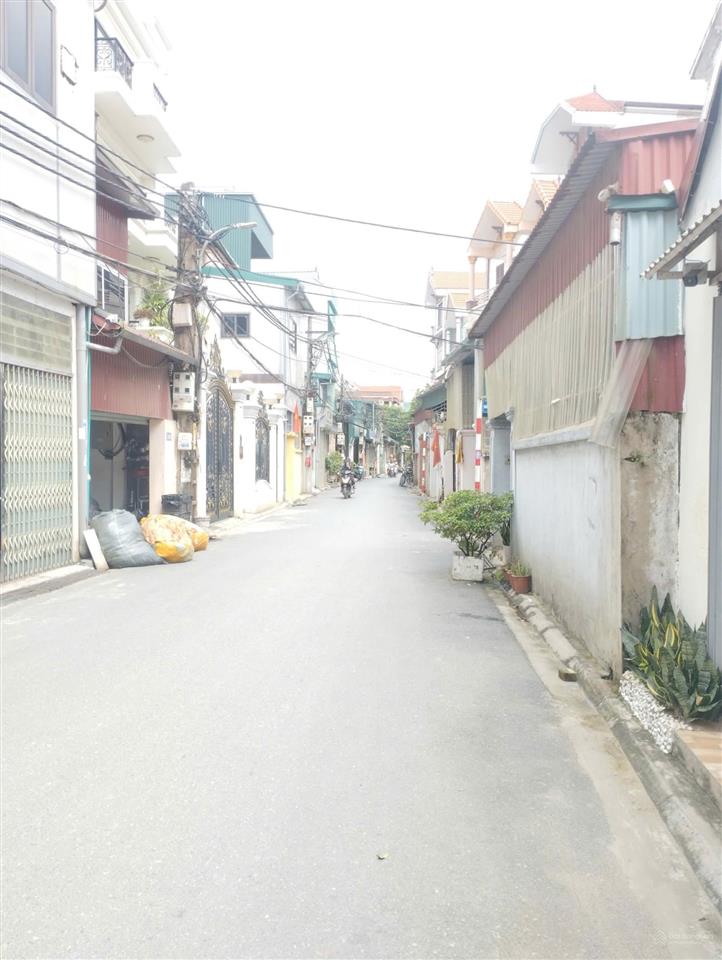 Bán đất mặt đường chính trùng quán  sát chợ ninh hiệp  vị trí kinh doanh hiếm  giá hơn 8 tỷ