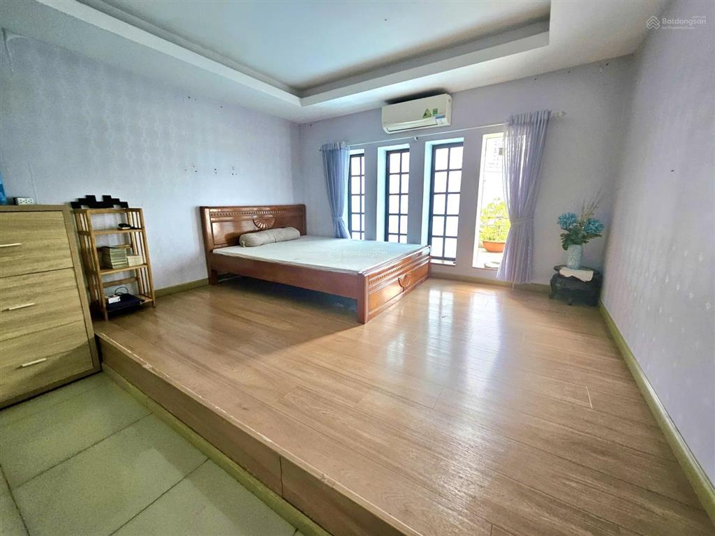 Ngay chợ lạc quang, hẻm xe hơi, 80m2, 3 tầng, đường tân thới nhất, 6 tỷ hơn