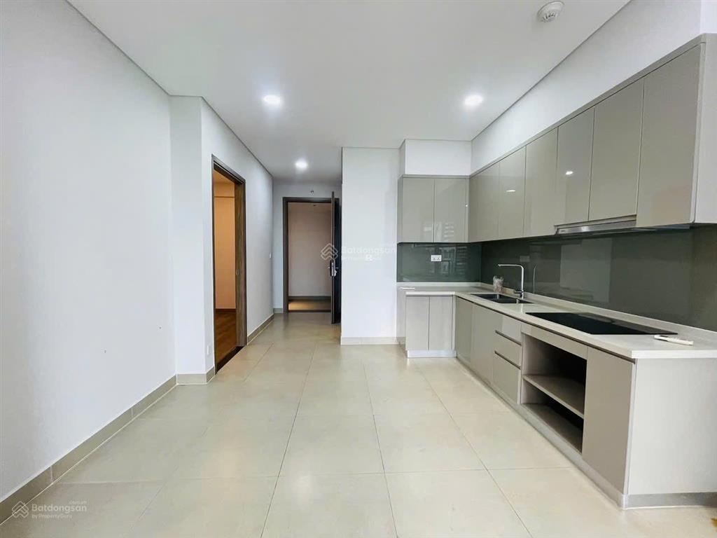 Bán căn hộ sky89 dt 65m2, 2 phòng