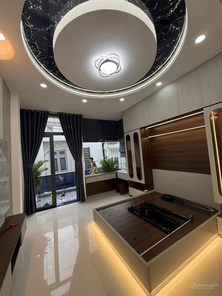 Cần bán gấp nhà hẻm xe hơi phường phú thuận q7