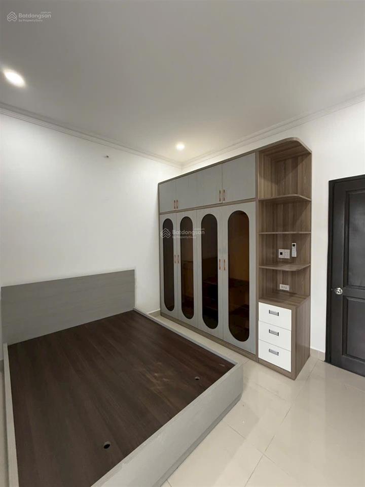 Cần bán gấp nhà hẻm xe hơi phường phú thuận q7