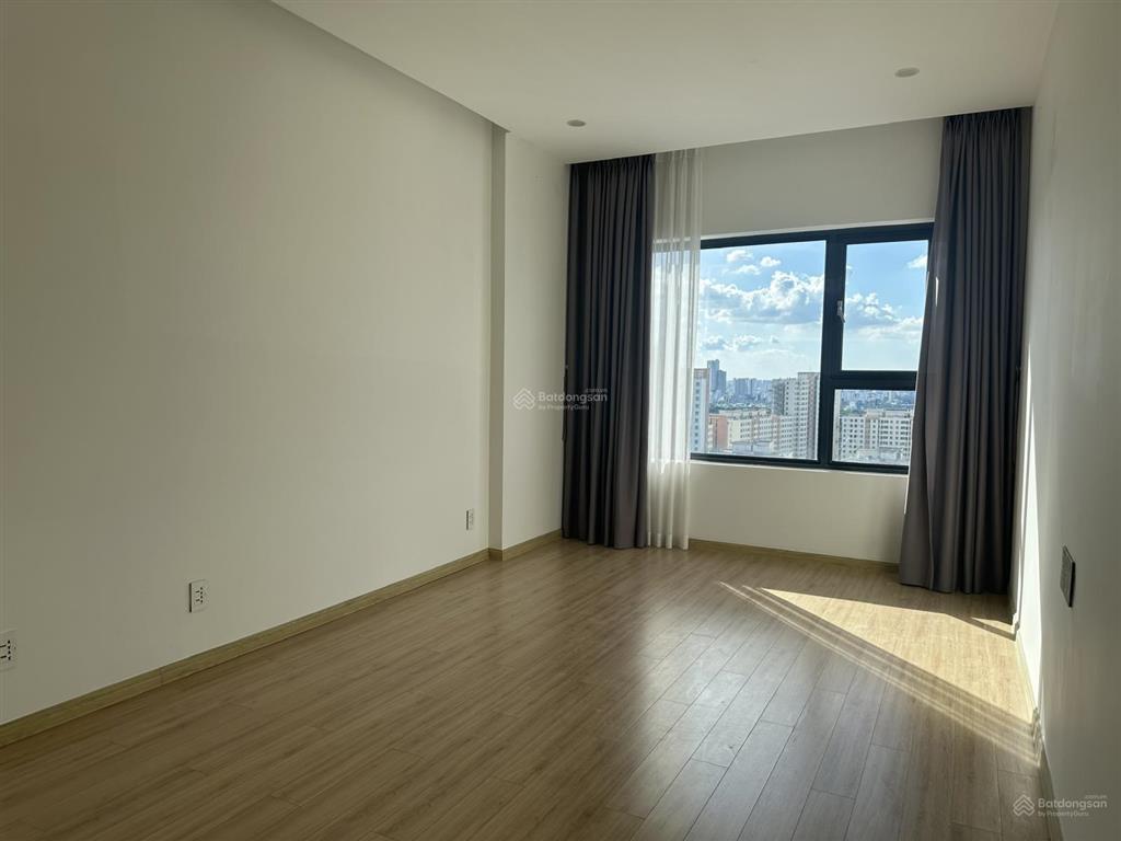 Bán căn hộ new city 3 phòng ngủ tháp bali tầng cao giá 9 tỷ đồng.  tú cata 0909 931 ***