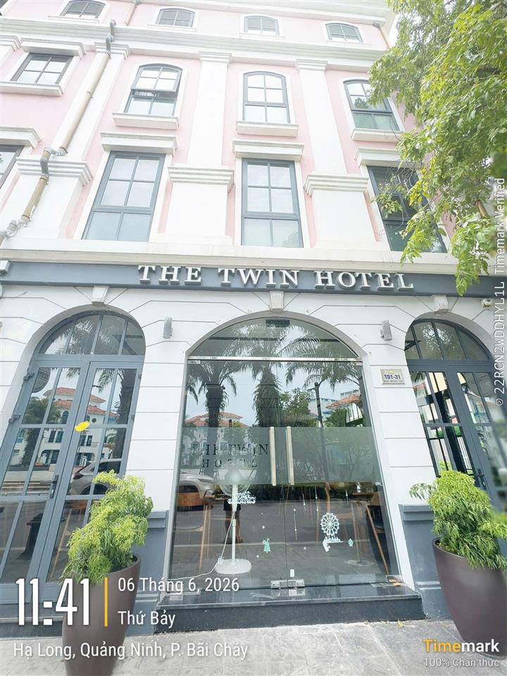 Bán tòa nhà khách sạn the twin tại lô 31  32, premier village hạ long, 100 tỷ, giá tốt