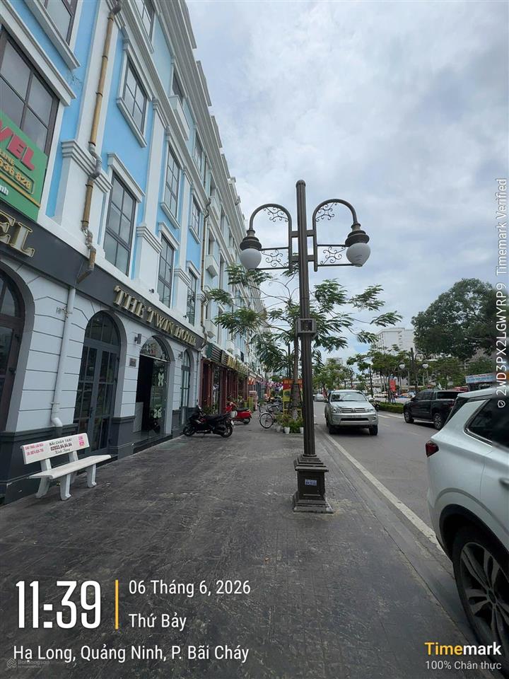 Bán tòa nhà khách sạn the twin tại lô 31  32, premier village hạ long, 100 tỷ, giá tốt