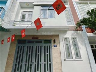 Bán chdv 3 tầng  6pn  gần 60m2  hxh thông  phú lâm quận 6