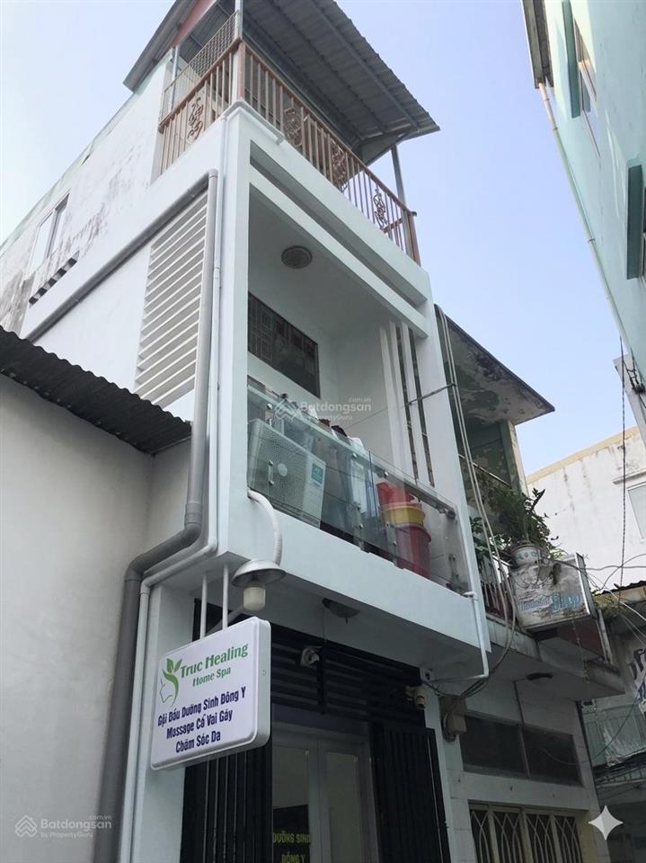 Nhà đẹp lý chính thắng  cách mt chỉ 30m  thẳng trục  dt (3x 15m)  4pn