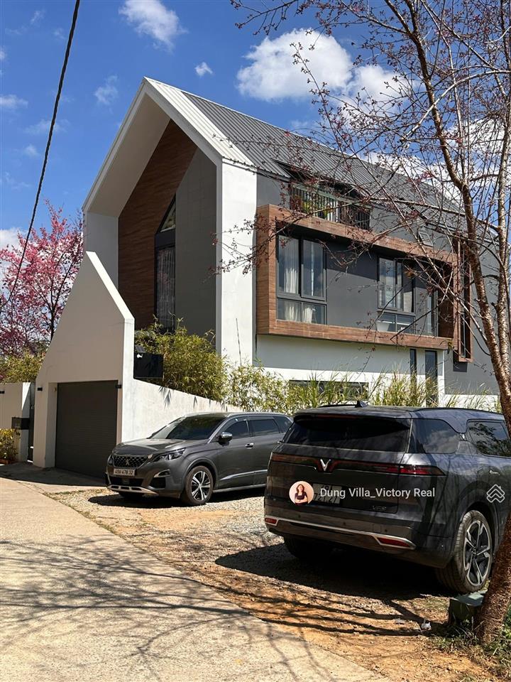 Bán villa sân vườn nghỉ dưỡng, view triệu đô, khe sanh, p 10, chỉ 20 tỷ