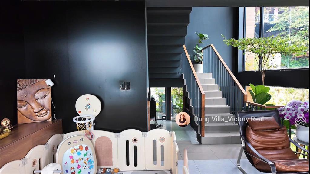 Bán villa sân vườn nghỉ dưỡng, view triệu đô, khe sanh, p 10, chỉ 20 tỷ