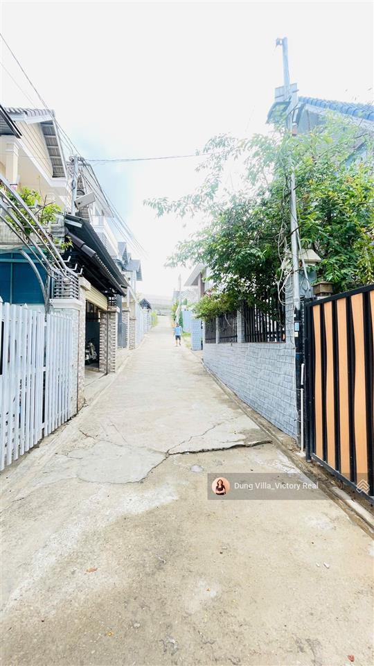 Sở hữu villa nghỉ dưỡng đậm chất đà lạt ngay lõi trung tâm,khu nam hồ giá chỉ 10tỷ
