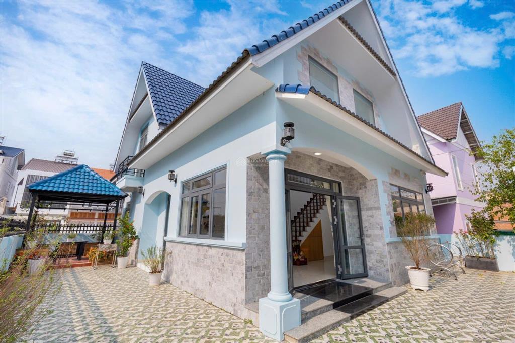 Siêu phẩm villa nghỉ dưỡng giá cực hiếm khu nam hồ, 200m2, giá chỉ 10,5 tỷ