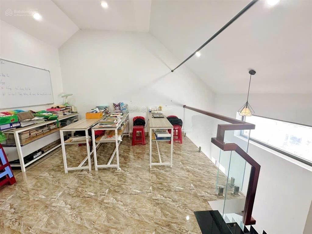 Chỉ 8,5 tỷ sở hữu villa 200m² đường trịnh hoài đức, p.11, đà lạt