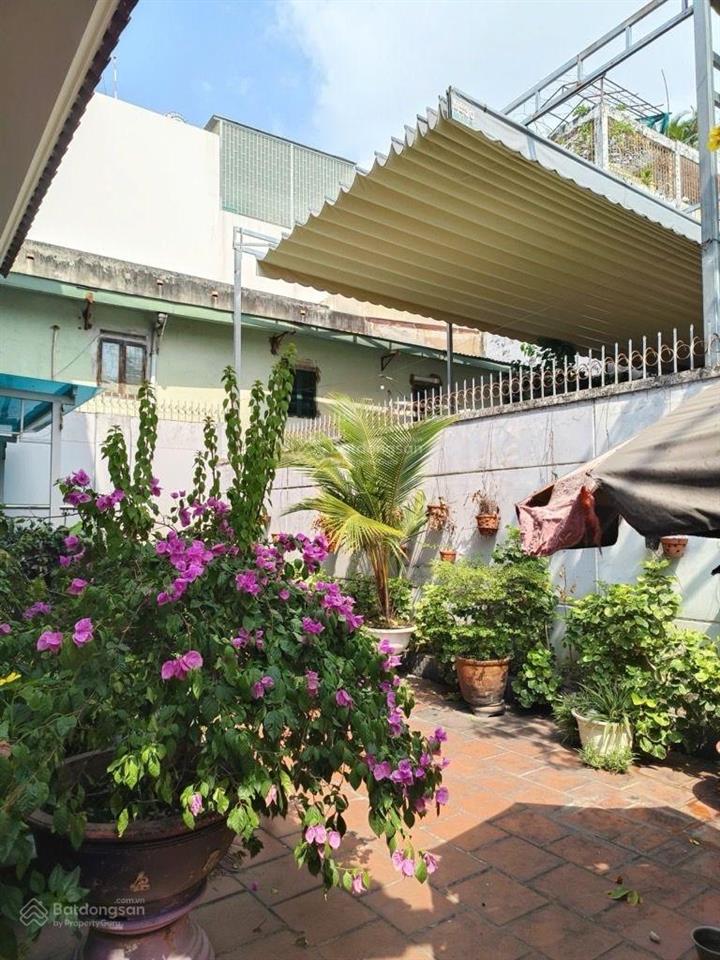 Bán biệt thự phường tây thạnh, gần chế lan viên  150m2, ngang 13m  18 tỷ