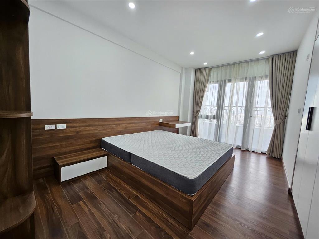 Tôi cần bán nhanh căn góc toà handi resco 31 lê văn lương 97m2, 3 ngủ, 2 vệ sinh, sổ đỏ chính chủ