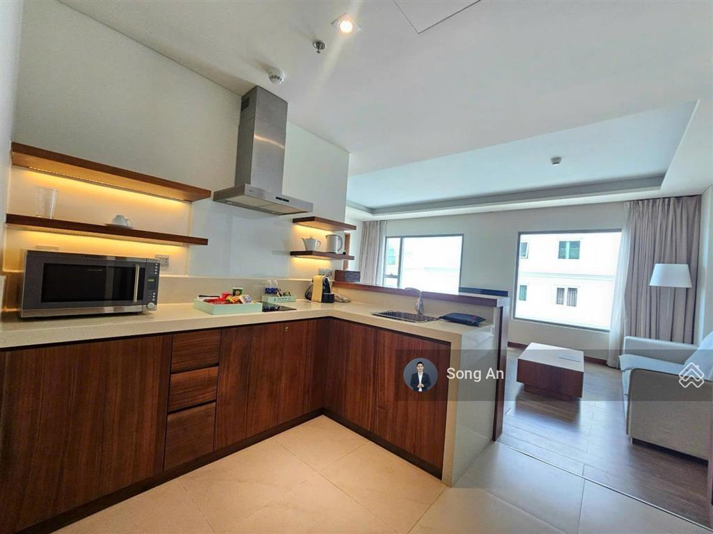 Tôi chính chủ cần bán gấp căn hộ á la carte, giá siêu lướt biển mỹ khê, sổ hồng lâu dài có sẵn