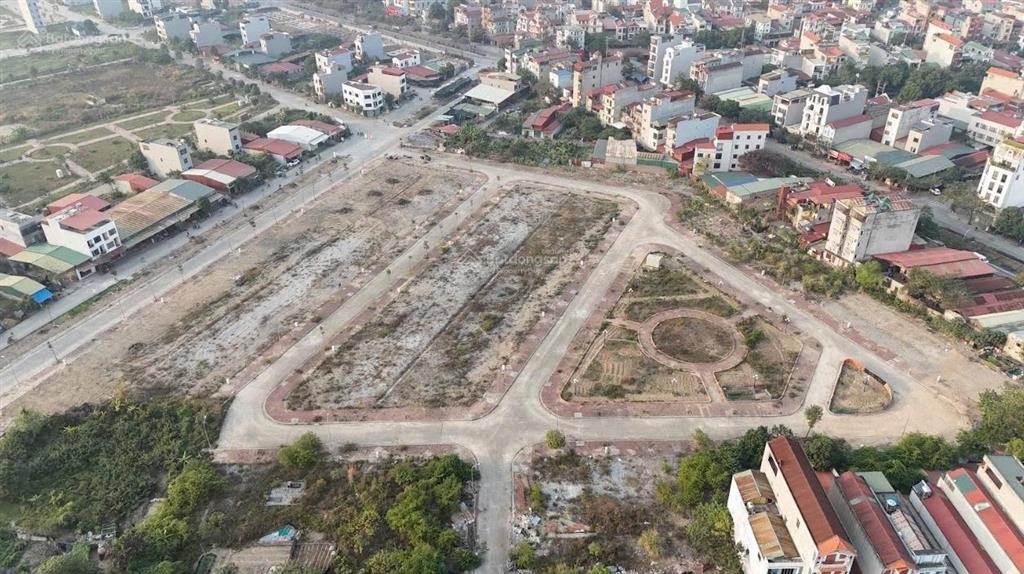 Duy nhất 1 suất ngoại giao lô đất nền gần trung tâm hành chính phù khê !