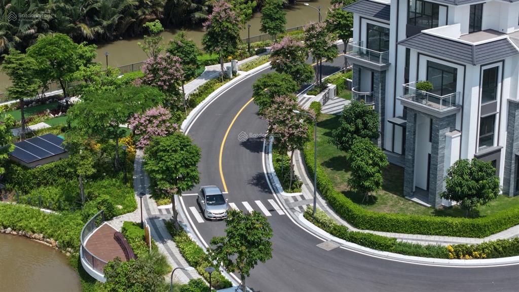 Biệt thự đơn lập gladia góc 3 mặt tiền thoáng không dành cho số đông