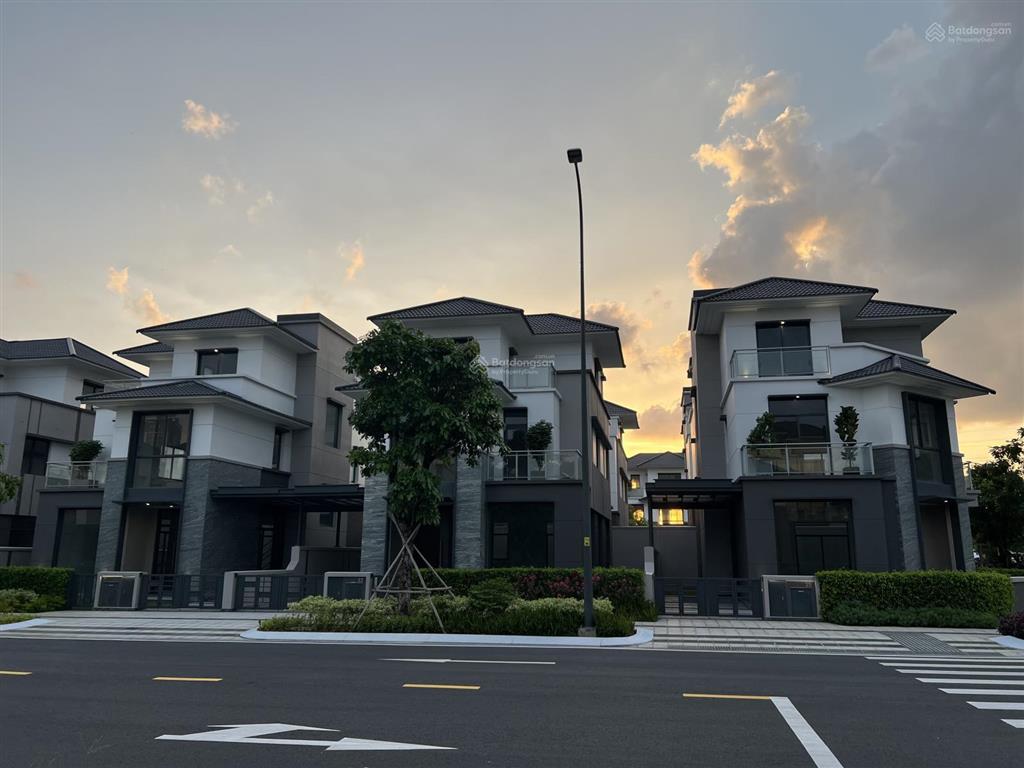 Biệt thự đơn lập gladia góc 3 mặt tiền thoáng không dành cho số đông