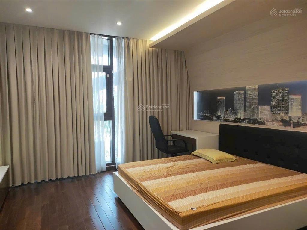 Cho thuê biệt thự góc 3 mặt tiền siêu đẹp cao đức lân an phú (cũ) 2800$