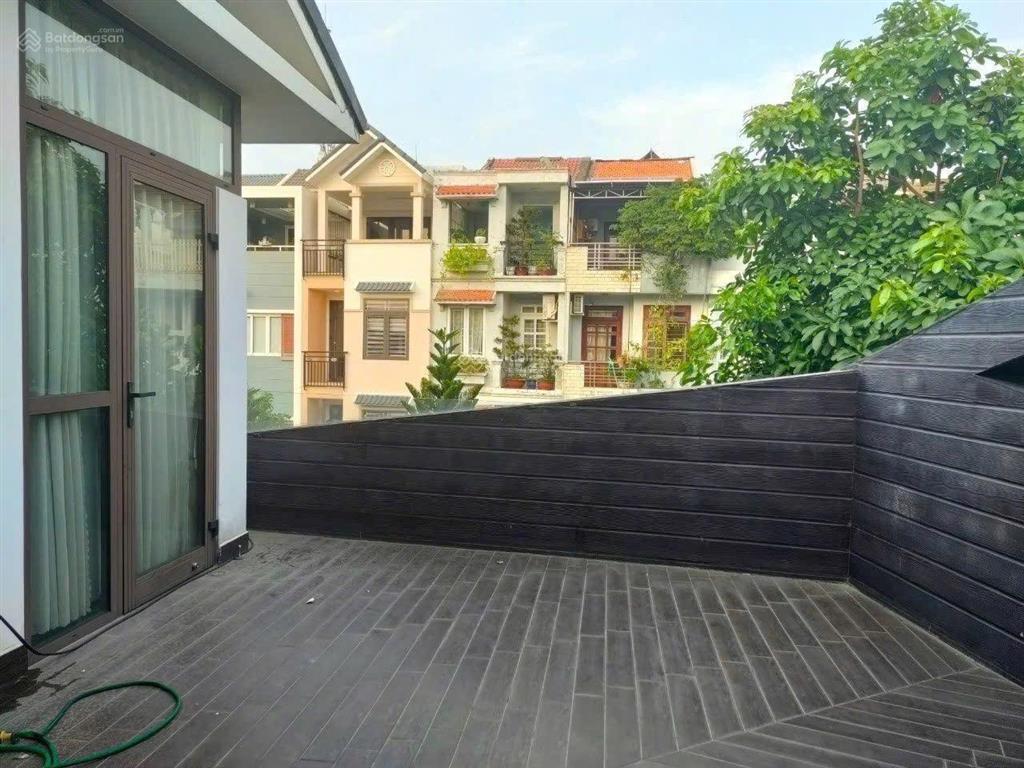 Cho thuê biệt thự góc 3 mặt tiền siêu đẹp cao đức lân an phú (cũ) 2800$