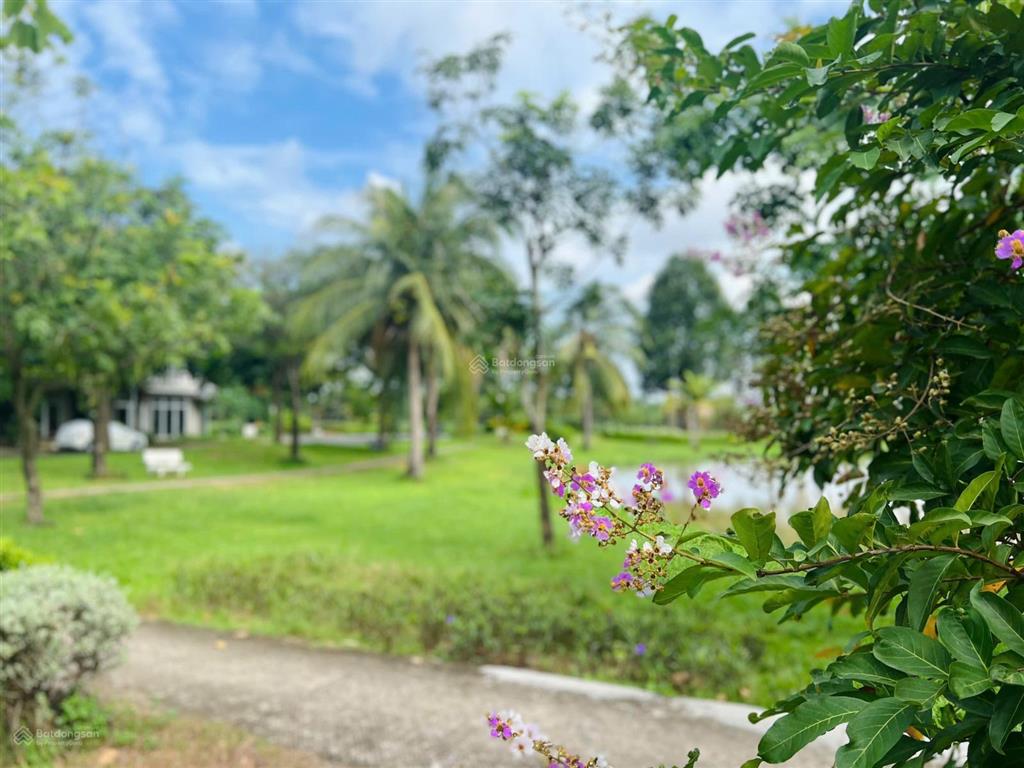 Bán căn nhà phố shophouse thô 103m2 13.9 tỷ view sông hàng hiếm park riverside