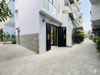 Căn góc 2 mặt thoáng , xây mới vào ở ngay âu dương lân q8