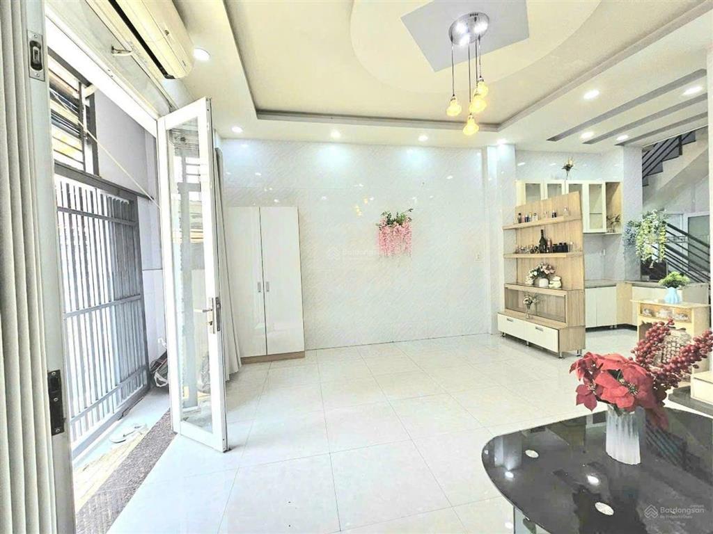 Nhà đẹp full nội thất chỉ việc vào ở