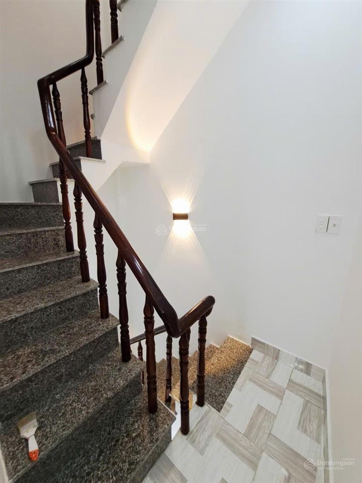 Bán nhà hương lộ 2, gần tên lửa, 16m², 2 lầu, giá tốt 1,55 tỷ