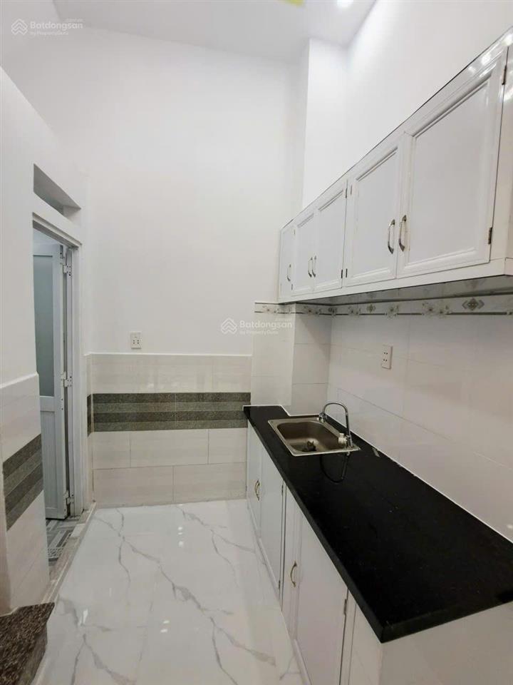 Bán nhà hương lộ 2, gần tên lửa, 16m², 2 lầu, giá tốt 1,55 tỷ