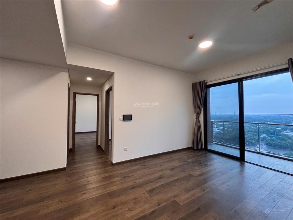 Cho thuê panorama  mizuki park, 2pn 2wc, có nội thất, view sông thoáng mát. giá 13 triệu